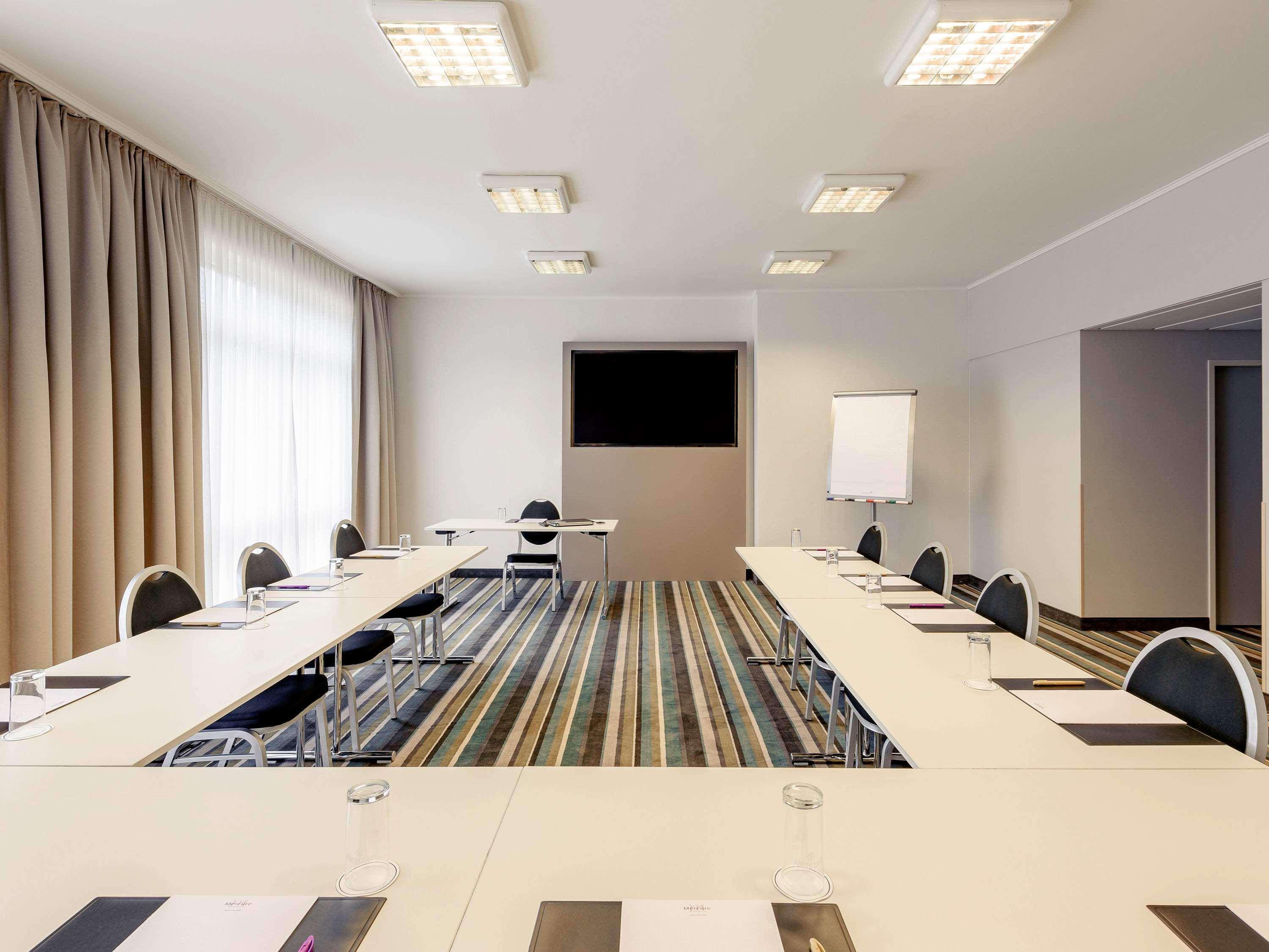 Mercure Duesseldorf Kaarst Bagian luar foto