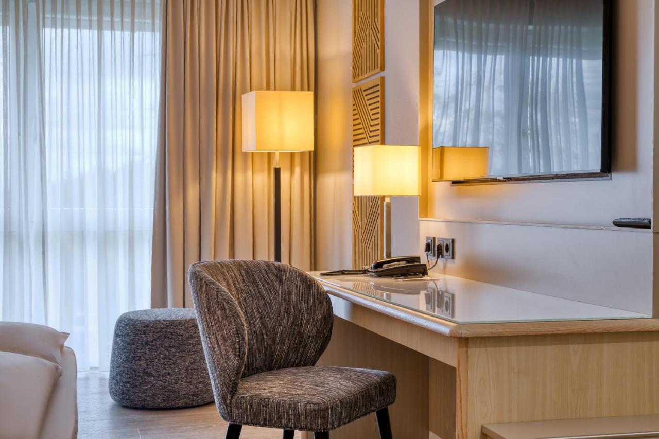 Mercure Duesseldorf Kaarst Bagian luar foto